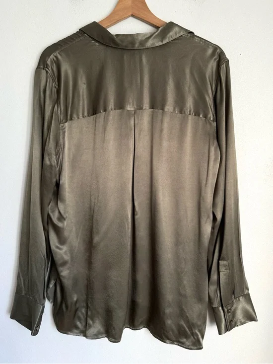 NEW RAILS Nissa Collared Pullover Top In Olive Green - Picture 5 of 7